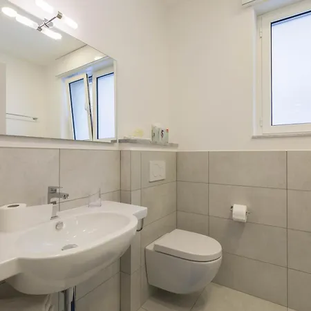 Casa Esedra 1, Parcheggio Privato *